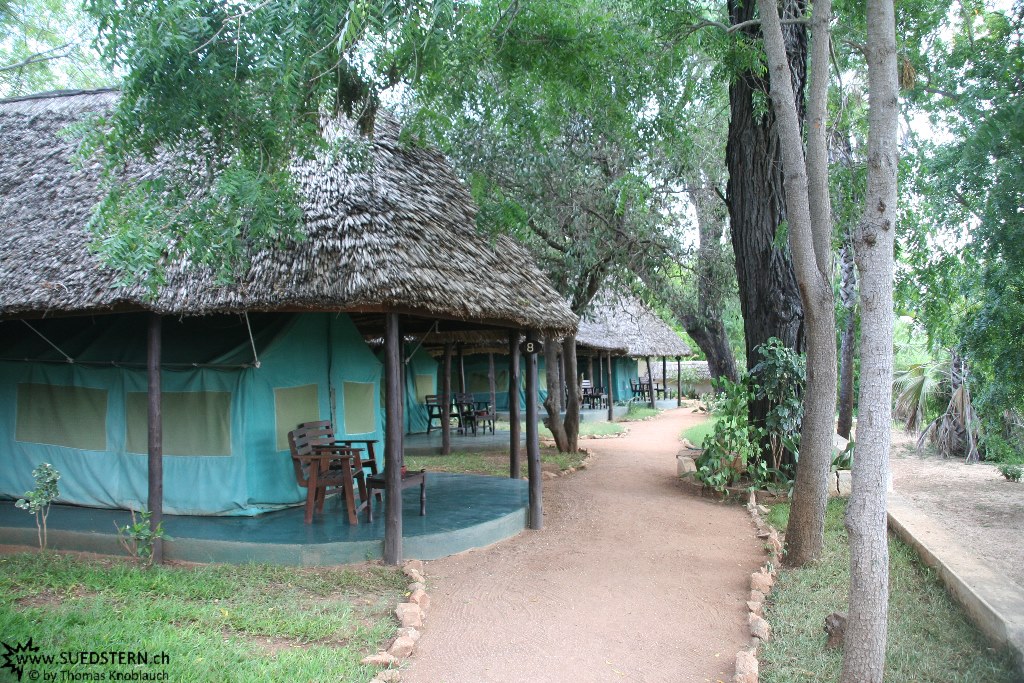 IMG 7644-Kenya, comfortable tent cabins at Crocodile Camp near Tsavo East